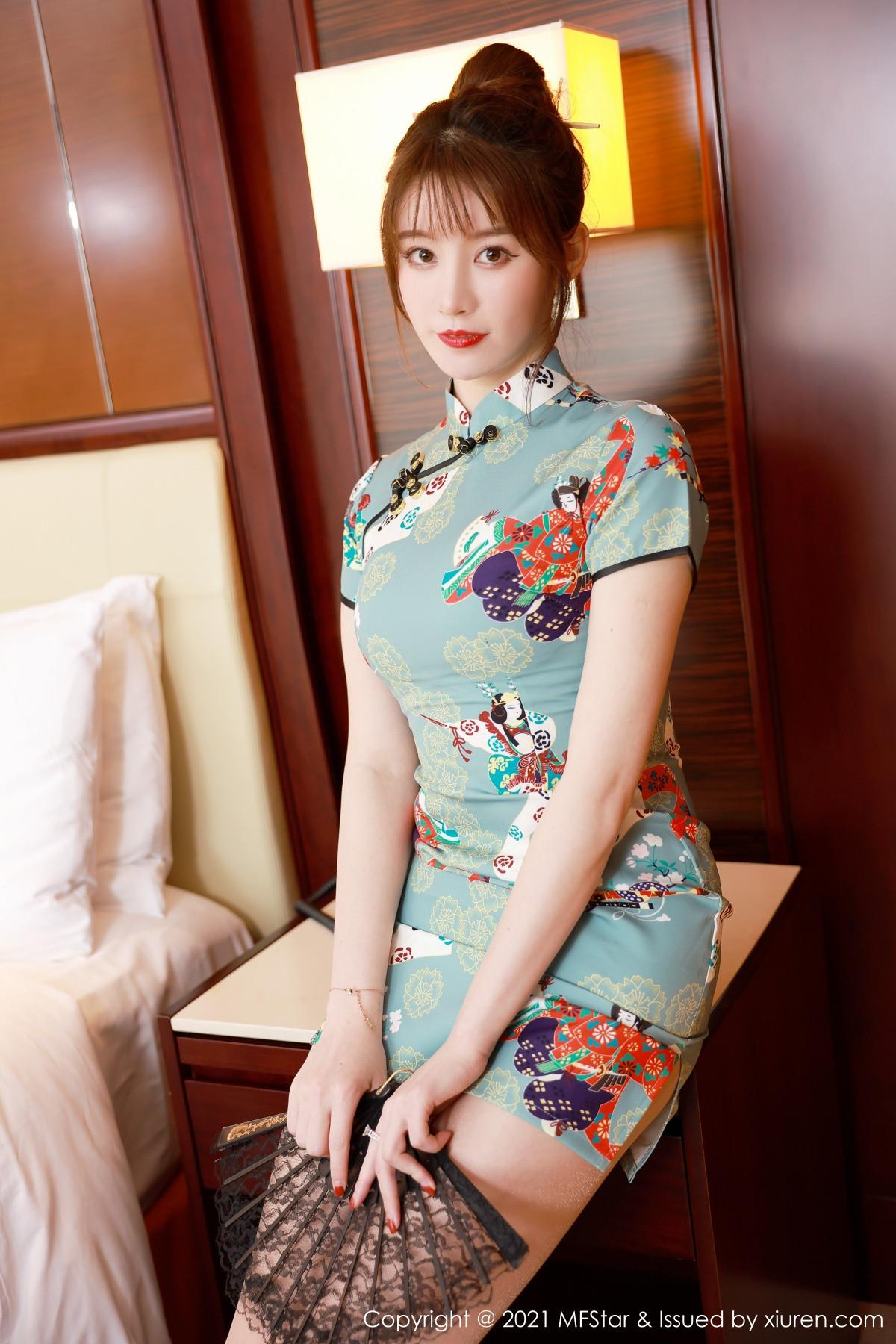 yoo优优 Sanya Travel Photoshoot Private Collection Ancient Charm Qipao with Sheer Pantyhose Ultimate Enchanting Photo Set 64P 5