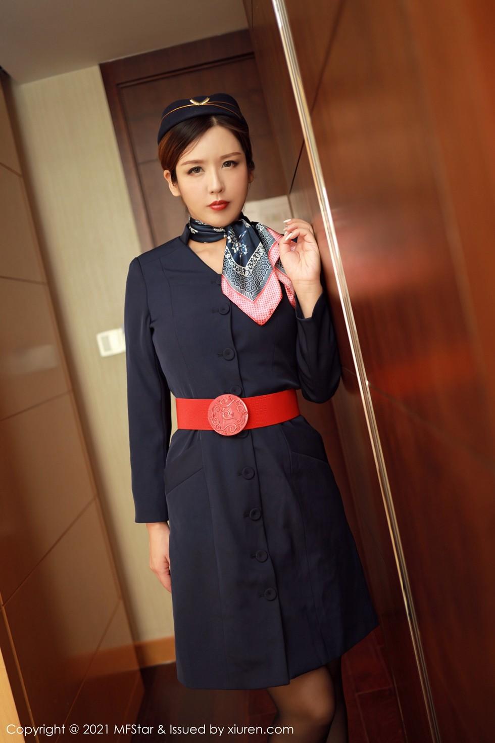 Isabelle Noble Flight Attendant Professional Uniform Theme Open-Crotch Black Silk Stockings Beautiful Photoshoot 36P 5