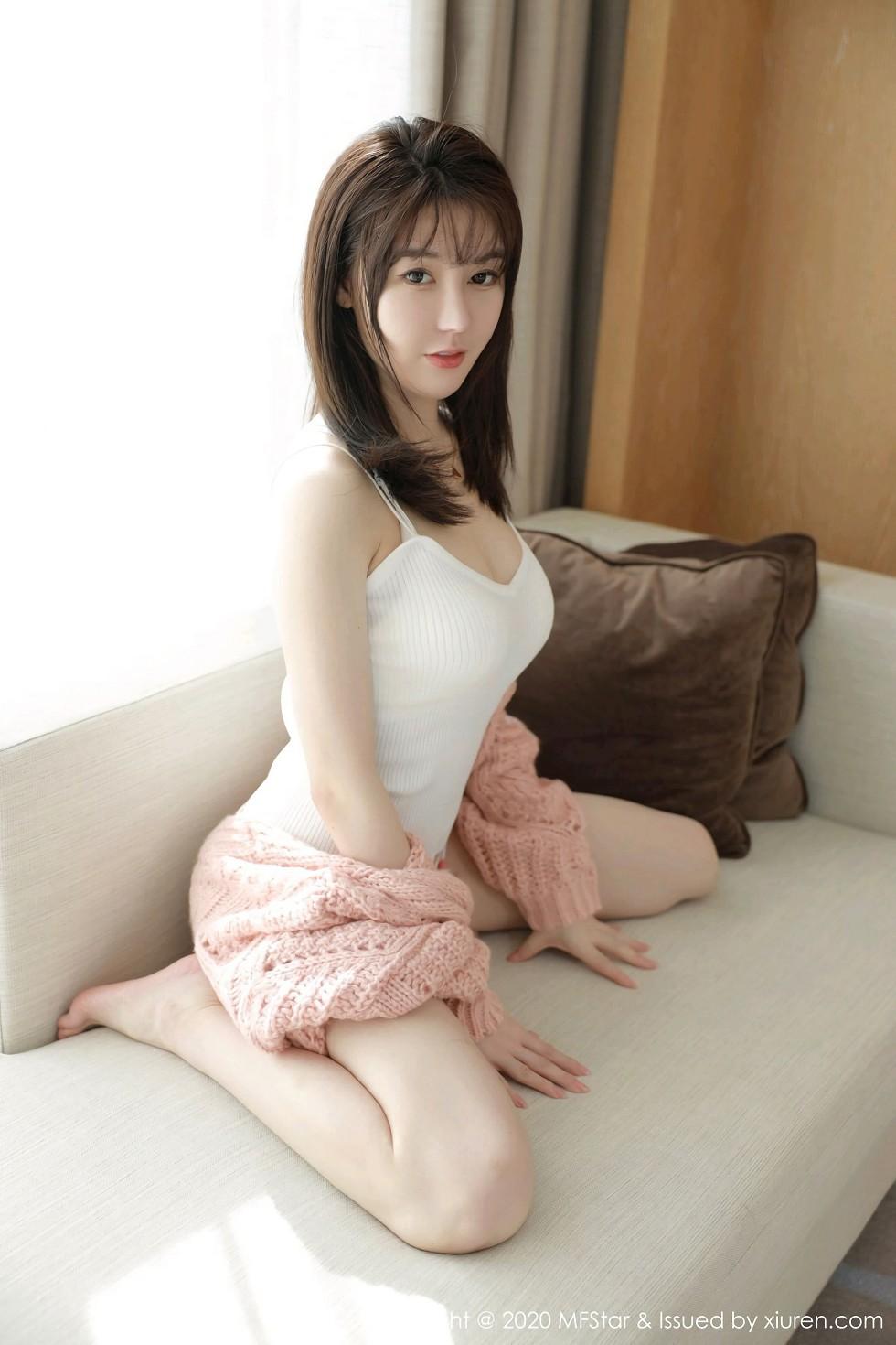 Fang Zixuan Pink Nurse Uniform Theme Bed Sheer Pantyhose Alluring Beautiful Photo Set 49P 5