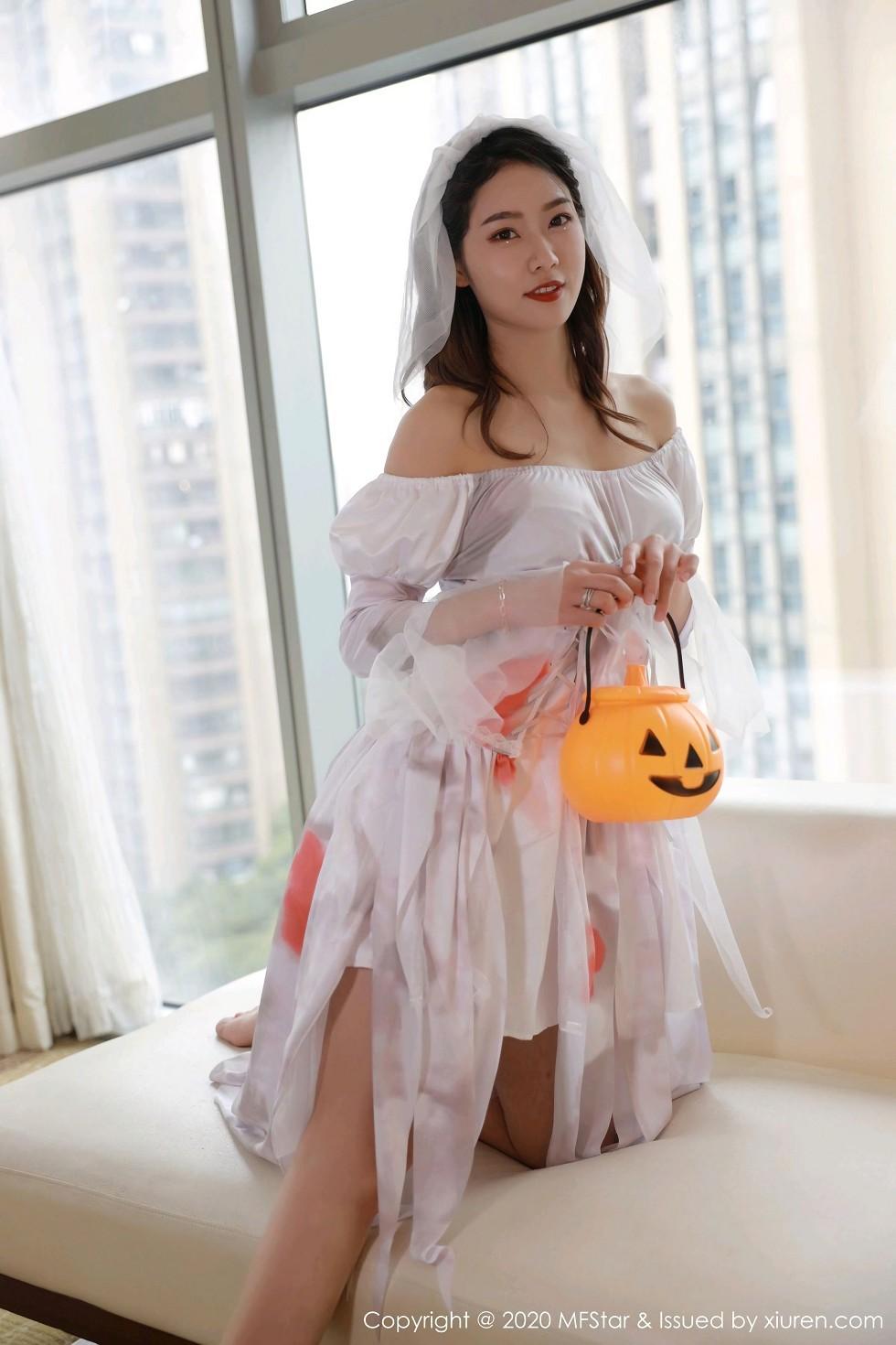 Zhang Xinxin Private Bathtub Sexy One-Piece Bikini Show Perfect Figure Absolutely Beautiful Photoshoot 61P 6