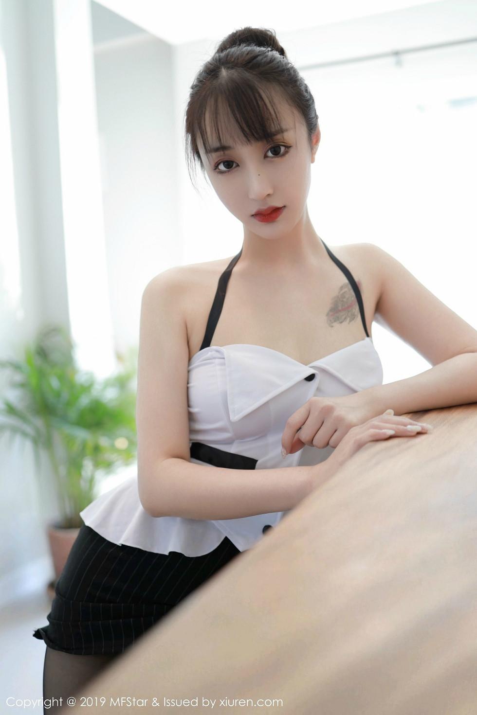 Betty Lin Zixin Thailand Chiang Mai Travel Photoshoot Private Black Stockings Beautiful Legs Perfect Gorgeous Photoshoot 51P 3