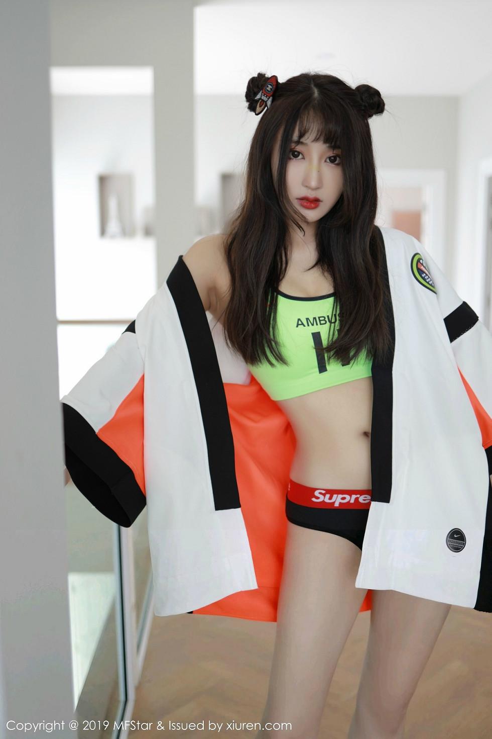Betty Lin Zixin Chiang Mai Trip Photoshoot Private Collection No-Show Sportswear Half-Globe Exposed Stunning Photoshoot 45P 2